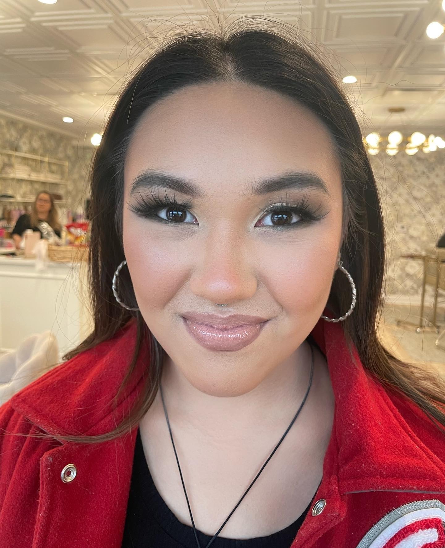 341017915_1277512726176087_1804042443900191410_n Elegant Glam Eye Makeup with Lashes